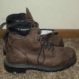 Red Wing Soft Toe Work Boots - Size 7 Model 1206